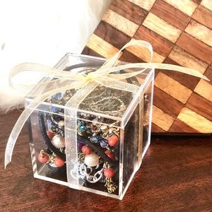 Necklace Party Box 🎊 12 Necklaces